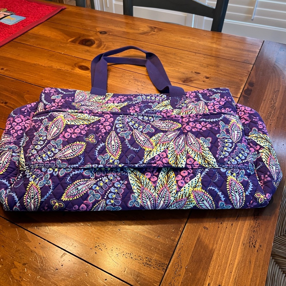Vera Bradley travel bag